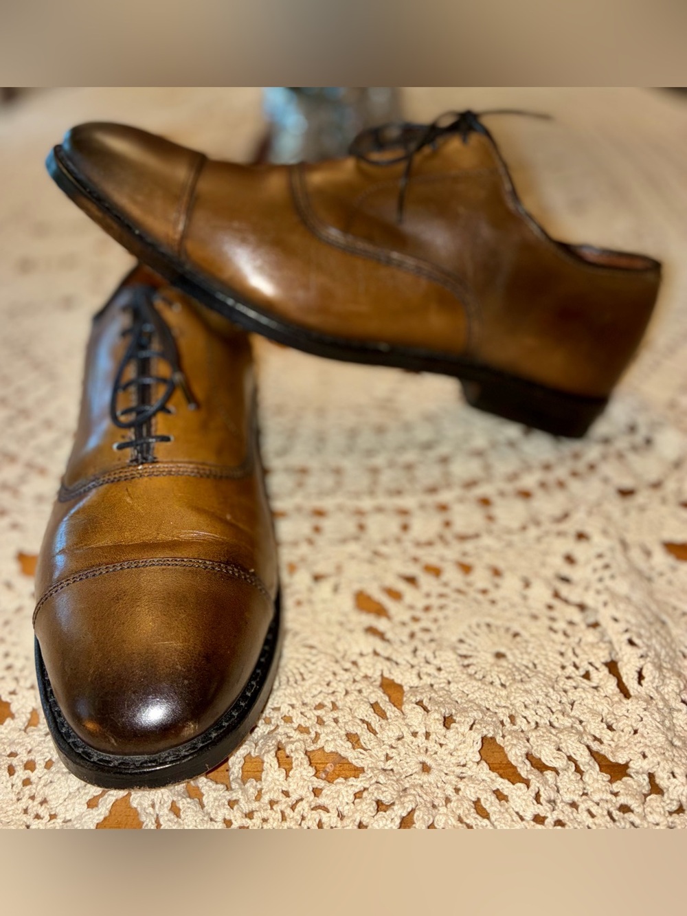 Allen Edmonds Brown Leather Cap-Toe Oxford